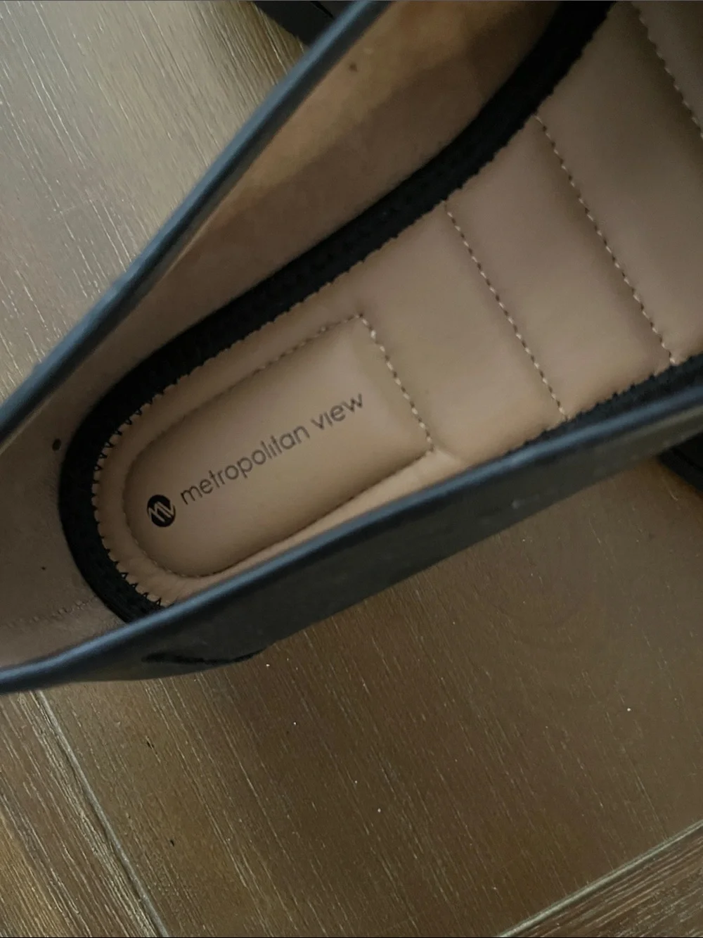 Metropolitan View Women's Black Penny Loafers NEW